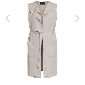 NWT BCBG Aali Vest $198 Size Small